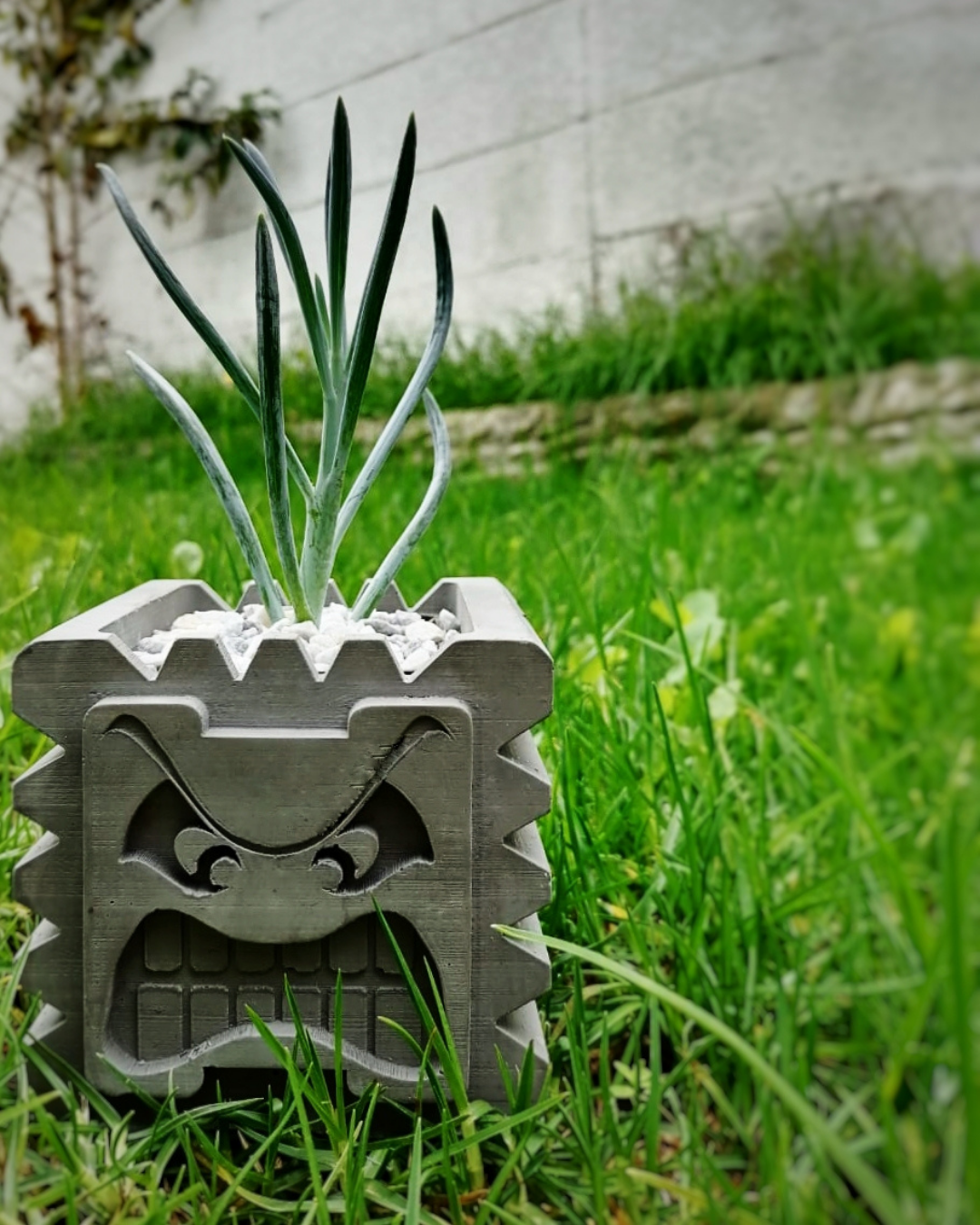 Matera Mario Bross Thwomp